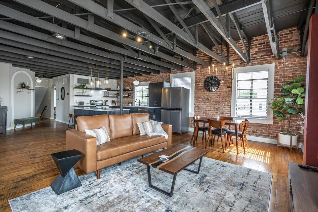Апартаменти The Loft At 113 - Gateway To The North Texas Hill Country Muenster Екстер'єр фото